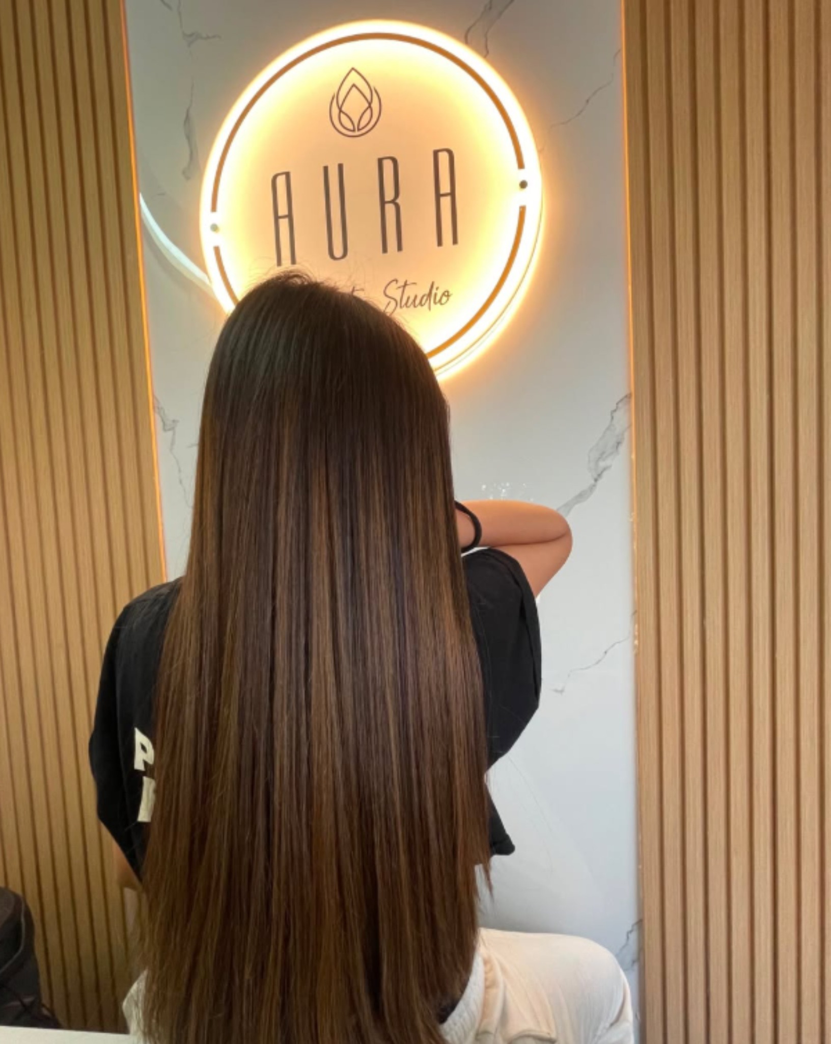 Trabajo de peluquería en Aura Beauty Studio